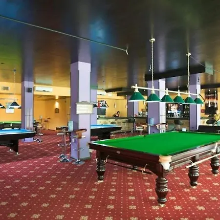 тристаен в Sunny Plaza, * סאני ביץ'