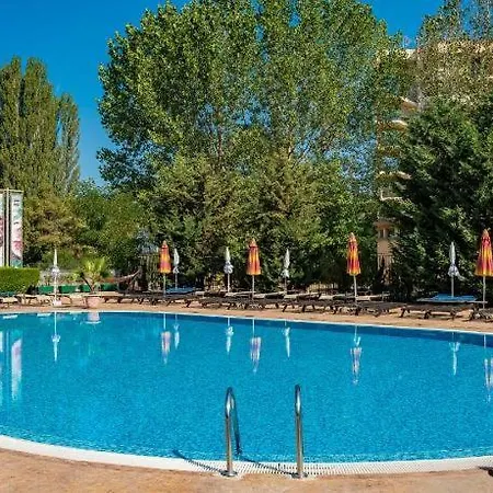тристаен в Sunny Plaza, Апартаменты Солнечный берег