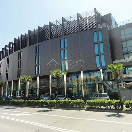 тристаен в Sunny Plaza, * Солнечный берег