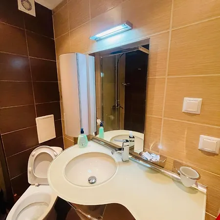 тристаен в Sunny Plaza, Apartment